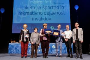 157658plaketa rekreacija invalidov